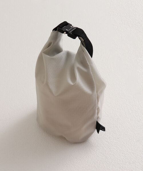 GLOSTER(グロスター)の「【GLOSTER/グロスター】コーデュラリップ ポーチS(ショルダーバッグ・メンズ・ブラック/ライトグレー・FREE)」の10枚目の写真