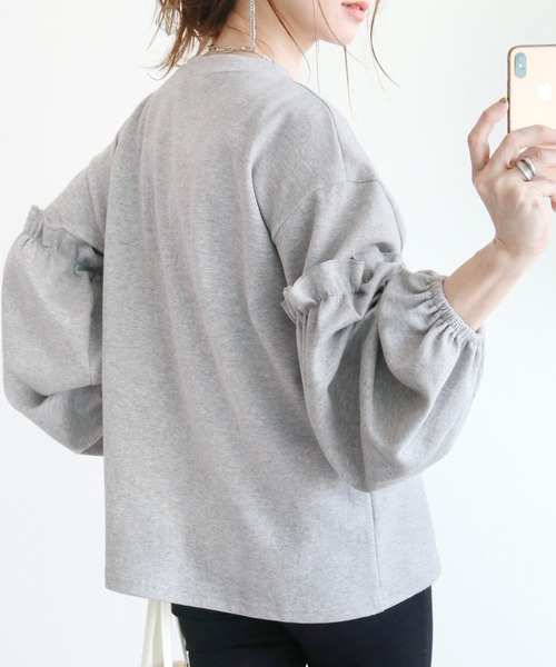 reca（レカ）の「ボリューム袖カットソー（Tシャツ/カットソー・レディース・グレー/グレイッシュベージュ/チャコール・FREE）」の2枚目の写真