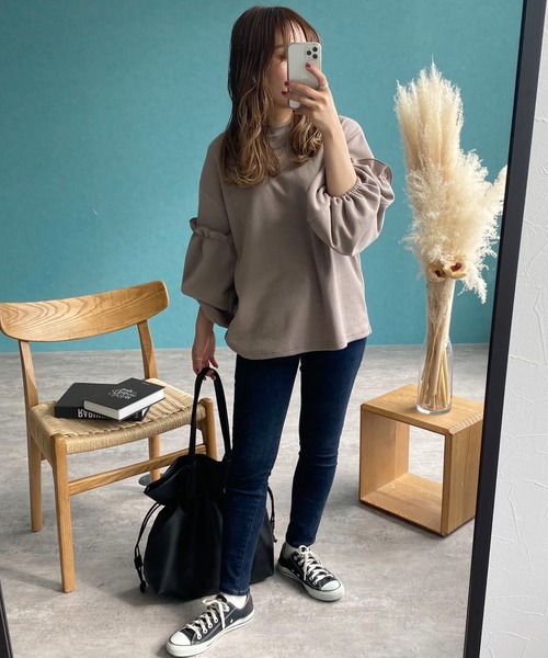 reca（レカ）の「ボリューム袖カットソー（Tシャツ/カットソー・レディース・グレー/グレイッシュベージュ/チャコール・FREE）」の9枚目の写真