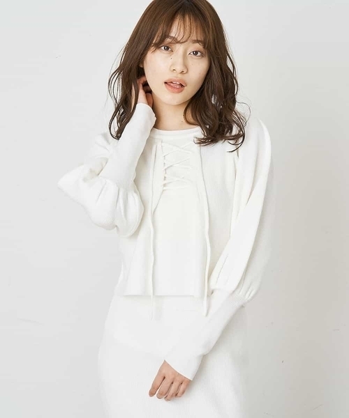 A de a.v.v（アードアー・ヴェ・ヴェ）の「［SET UP対応］レースアップ袖コンシャスニット（ニット/セーター・レディース・ピンク/ブラック/ホワイト・39）」の13枚目の写真