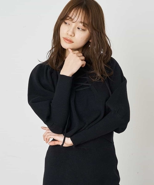 A de a.v.v（アードアー・ヴェ・ヴェ）の「［SET UP対応］レースアップ袖コンシャスニット（ニット/セーター・レディース・ピンク/ブラック/ホワイト・39）」の15枚目の写真