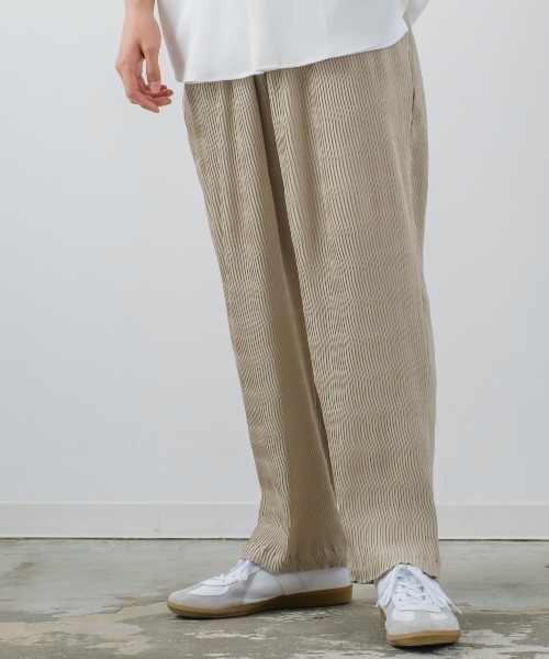 improves（インプローブス）の「ランダムプリーツ ワイド イージーパンツ（その他パンツ・メンズ・ブラック/ベージュ・LARGE/MEDIUM）」の15枚目の写真
