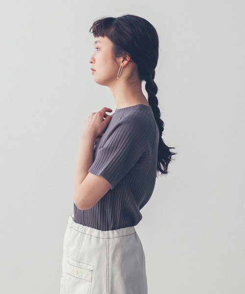khakito(カーキト)の「ランダムテレコ ラグランTシャツ(Tシャツ/カットソー・レディース・アイボリー/レッド/チャコール・FREE)」の7枚目の写真