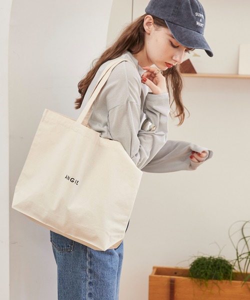 ANGIE（アンジー）の「ANGIEロゴトートバック（トートバッグ・レディース・ホワイト×レッド/ホワイト×ブルー/ホワイト×グリーン/ホワイト×ブラック/レッド系その他/ブルー系その他/グリーン系その他/ブラック系その他・FREE）」の5枚目の写真