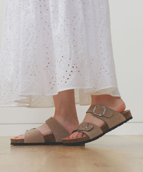 BEAMS HEART（ビームスハート）の「BEAMS HEART / ダブルベルトバックル サンダル（サンダル・レディース・ホワイト/ブラック/ベージュ・SMALL/MEDIUM/LARGE）」の15枚目の写真