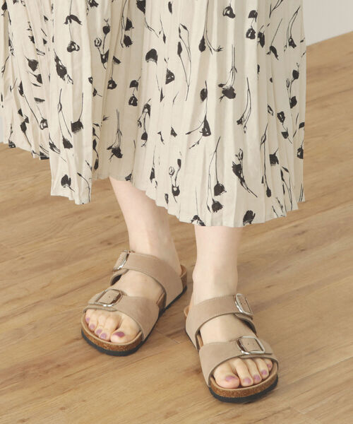 BEAMS HEART（ビームスハート）の「BEAMS HEART / ダブルベルトバックル サンダル（サンダル・レディース・ホワイト/ブラック/ベージュ・SMALL/MEDIUM/LARGE）」の9枚目の写真