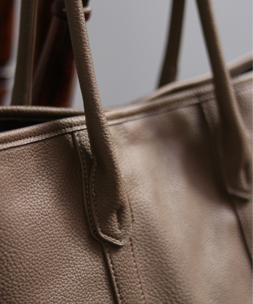 GUSCIO UOMO(グッシオ ウォーモ)の「【グッシオ ウォーモ】PUレザー トートバッグ 軽量 通勤通学(ビジネスバッグ・メンズ・ブラック/カーキ/グリーン・FREE)」の10枚目の写真