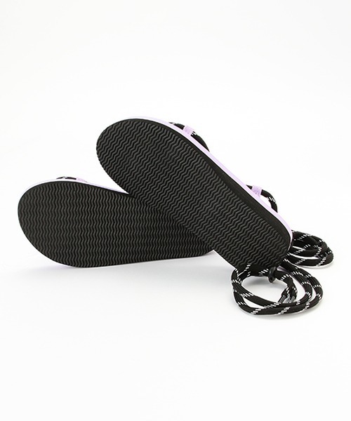 LOVETOXIC（ラブトキシック）の「コードストラップサンダル【SWIM】（サンダル・キッズ・ブラック/パープル・M/L）」の10枚目の写真