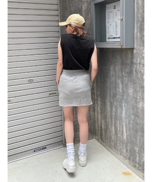 ENVYM（アンビー）の「ルーズロゴＮ／ＳＴＥＥ（Tシャツ/カットソー・レディース・ホワイト/ベージュ/ブラック・FREE）」の20枚目の写真