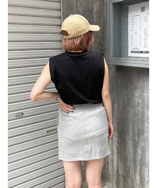 ENVYM（アンビー）の「ルーズロゴＮ／ＳＴＥＥ（Tシャツ/カットソー・レディース・ホワイト/ベージュ/ブラック・FREE）」の17枚目の写真