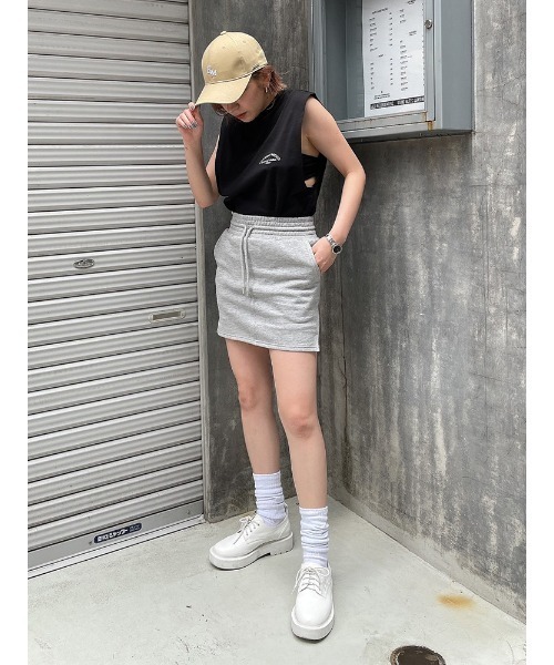 ENVYM（アンビー）の「ルーズロゴＮ／ＳＴＥＥ（Tシャツ/カットソー・レディース・ホワイト/ベージュ/ブラック・FREE）」の18枚目の写真