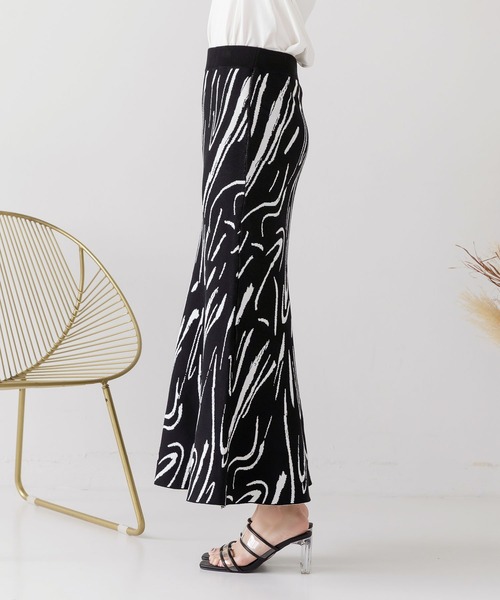 Julia Boutique（ジュリアブティック）の「ニュアンス柄マーメイドニットスカート/22172（スカート・レディース・ブラック/ピンク/モカ・ONE）」の10枚目の写真