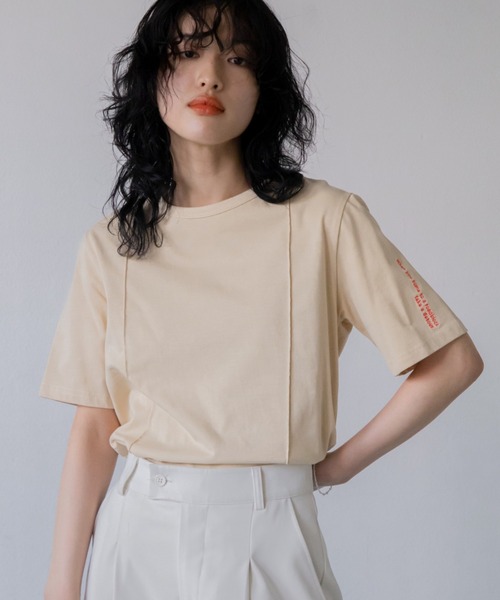 VACANCY（ヴァカンシー）の「ロゴ刺繍パイピングTシャツ/新色追加（Tシャツ/カットソー・レディース・ホワイト/ブラック/ベージュ/ブルー/レッド・FREE）」の3枚目の写真