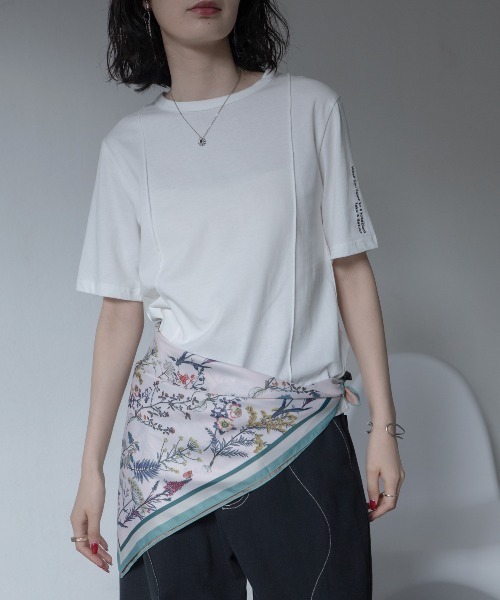 VACANCY（ヴァカンシー）の「ロゴ刺繍パイピングTシャツ/新色追加（Tシャツ/カットソー・レディース・ホワイト/ブラック/ベージュ/ブルー/レッド・FREE）」の22枚目の写真