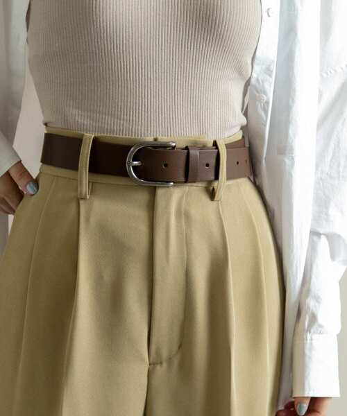 SMELLY(スメリー)の「シンプルピンバックルベルト(ベルト・レディース・ブラック/ブラウン/アイボリー・-)」の10枚目の写真