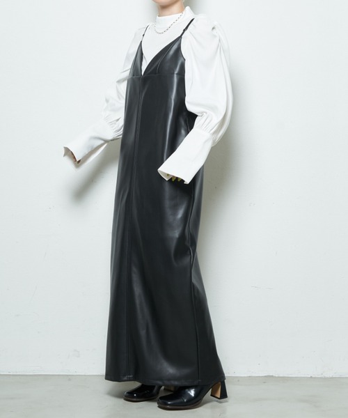Solace(ソレイス)の「レザーレディキャミワンピース(ワンピース・レディース・ブラック・L/M)」の3枚目の写真