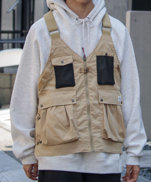 NANGA(ナンガ)の「【NANGA/ナンガ】TAKIBI RIP STOPFIELD VEST リップストップ ベスト(ベスト・メンズ・ブラック/キャメル・M)」の7枚目の写真
