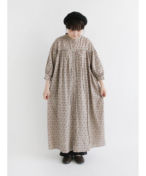 Samansa Mos2（サマンサ モスモス）の「スタンドネック切替ワンピース