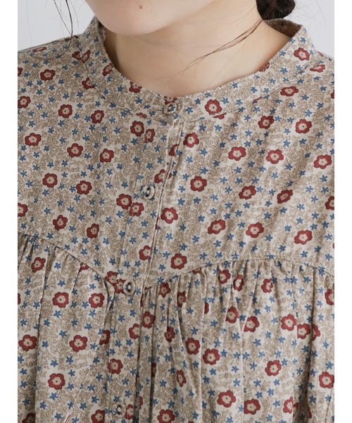 Samansa Mos2（サマンサ モスモス）の「スタンドネック切替ワンピース（ワンピース・レディース・イエロー/オレンジ/チャコール/キナリ・ﾌﾘ-）」の10枚目の写真