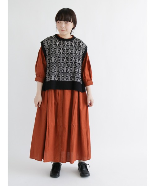 Samansa Mos2（サマンサ モスモス）の「スタンドネック切替ワンピース（ワンピース・レディース・イエロー/オレンジ/チャコール/キナリ・ﾌﾘ-）」の11枚目の写真