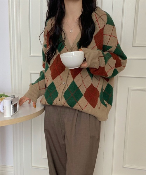 Auntie Rosa（アンティローザ）の「アーガイル柄ニットカーディガン（カーディガン/ボレロ・レディース・ブラック/ブラウン/ピンク/グリーン・FREE）」の18枚目の写真