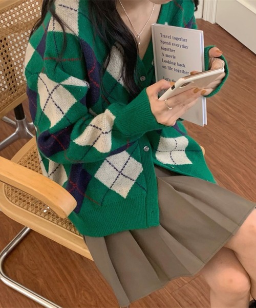 Auntie Rosa（アンティローザ）の「アーガイル柄ニットカーディガン（カーディガン/ボレロ・レディース・ブラック/ブラウン/ピンク/グリーン・FREE）」の22枚目の写真