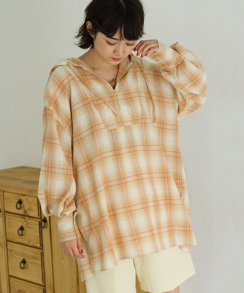 Crisp（クリスプ）の「チェックフーディーシャツ（シャツ/ブラウス・レディース・グレー/ベージュ・FREE）」の7枚目の写真