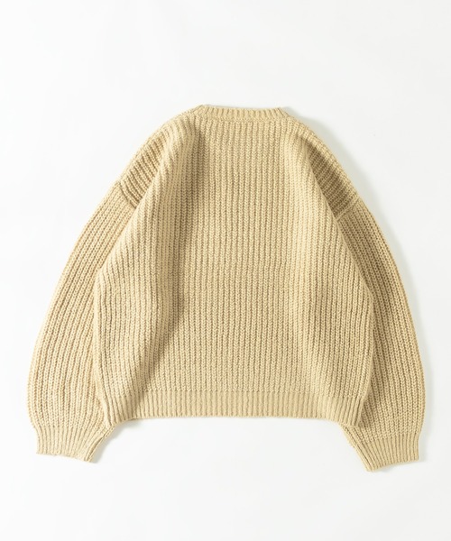 MUHET(ミュエータ)の「マフラー付きニットプルオーバー(ニット/セーター・レディース・マスタード/レッド/ライトベージュ・X-LARGE/MEDIUM)」の21枚目の写真