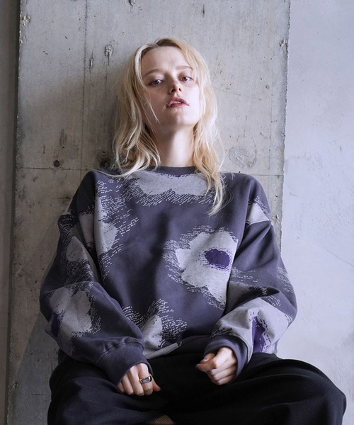 JUNRED（ジュンレッド）の「インクフラワーBIGスウェット（スウェット・メンズ・ブラック/チャコールグレー・S/M/L）」の7枚目の写真