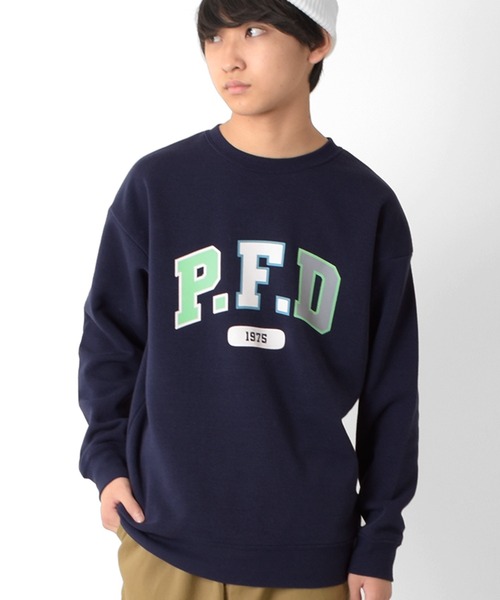 GLAZOS（グラソス）の「【Penfield】裏起毛・カラフルロゴプリントトレーナー（スウェット・キッズ・チャコールグレー/レッド/オートミール/ネイビー・140cm/150cm/160cm/170cm）」の3枚目の写真