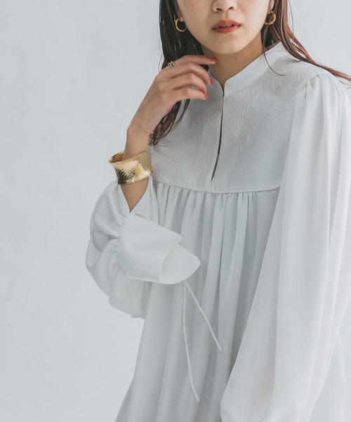 KBF（ケイビーエフ）の「JQ切替ボリュームギャザーブラウス（シャツ