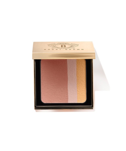 BOBBI BROWN(ボビイブラウン)の「【販売終了】ブライトニング ブラッシュ(チーク・レディース・01 ブラッシュドコーラル/02 ブラッシュドピーチ/03 ブラッシュドピンク/04 ブラッシュドブロンズ/05 ブラッシュドバーガンディ・FREE)」の3枚目の写真