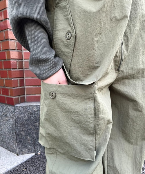 CIAOPANIC（チャオパニック）の「ナイロンカーゴサロペット（サロペット/オーバーオール・メンズ・ブラック/カーキ・FREE）」の3枚目の写真