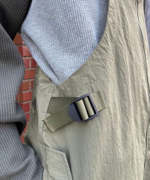 CIAOPANIC（チャオパニック）の「ナイロンカーゴサロペット（サロペット/オーバーオール・メンズ・ブラック/カーキ・FREE）」の9枚目の写真