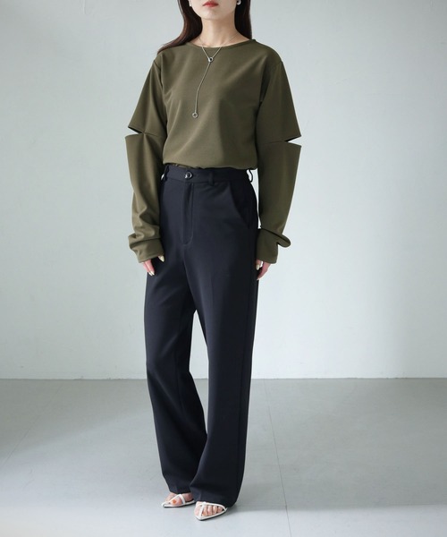 cheriella(シェリエラ)の「【cheriella】WEB限定ジョーゼットカットアウトロンT(Tシャツ/カットソー・レディース・オフホワイト/ブルー/ブラック/カーキ・M)」の15枚目の写真