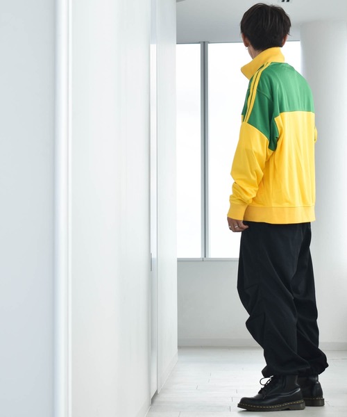 Anytime Songs（エニータイムソングス）の「ジャージ切替トラックジャケット（その他アウター・メンズ・ブラック/イエロー/ブルー/グリーン・MEDIUM/LARGE）」の18枚目の写真