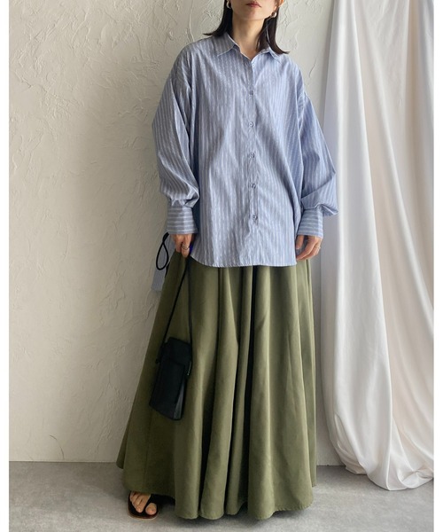 She's Closet(シーズクローゼット)の「タフタAラインボリュームフレアロングスカート(スカート・レディース・ブルー/ブラック/オリーブ/アイボリー/マスタード/テラコッタ・FREE)」の11枚目の写真