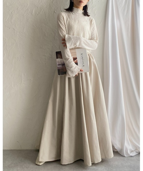 She's Closet(シーズクローゼット)の「タフタAラインボリュームフレアロングスカート(スカート・レディース・ブルー/ブラック/オリーブ/アイボリー/マスタード/テラコッタ・FREE)」の16枚目の写真