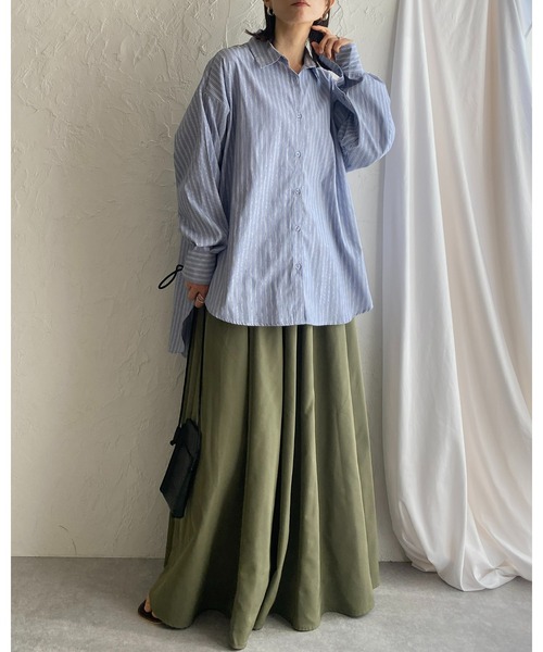 She's Closet(シーズクローゼット)の「タフタAラインボリュームフレアロングスカート(スカート・レディース・ブルー/ブラック/オリーブ/アイボリー/マスタード/テラコッタ・FREE)」の19枚目の写真