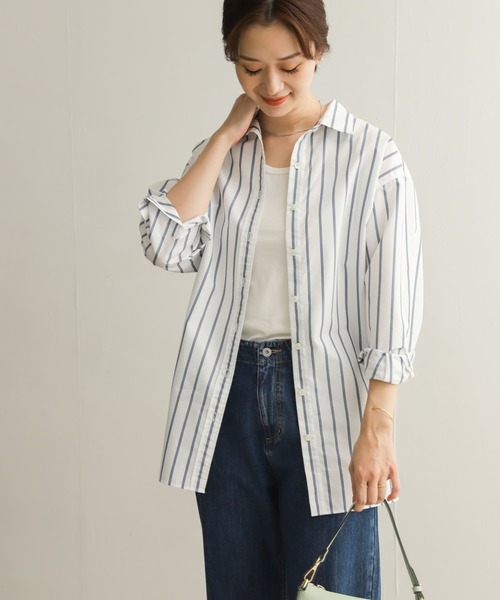 URBAN RESEARCH DOORS（アーバンリサーチドアーズ）の「C/RENUレギュラーカラーシャツ（Tシャツ/カットソー・レディース・オフホワイト/ブルー/ブルー系その他・MEDIUM）」の4枚目の写真