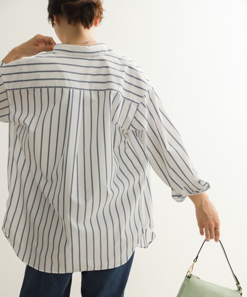 URBAN RESEARCH DOORS（アーバンリサーチドアーズ）の「C/RENUレギュラーカラーシャツ（Tシャツ/カットソー・レディース・オフホワイト/ブルー/ブルー系その他・MEDIUM）」の10枚目の写真