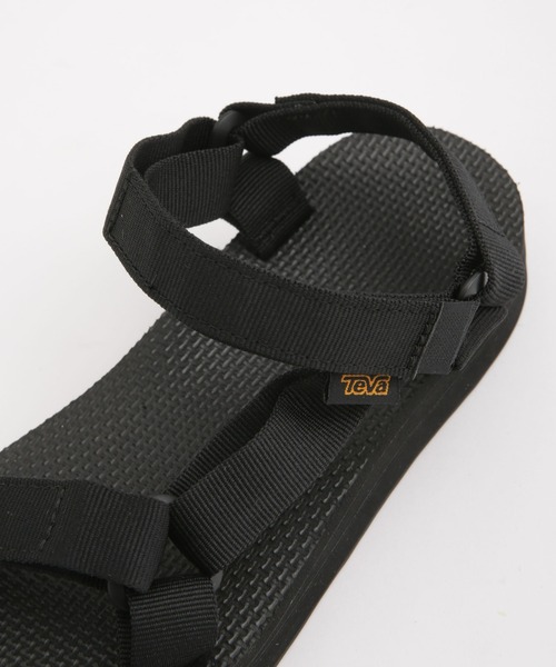 Teva(テバ)の「Teva/MIDFORM UNIVERSAL(サンダル・レディース・ベージュ/ブラック・23/22/25/24)」の13枚目の写真