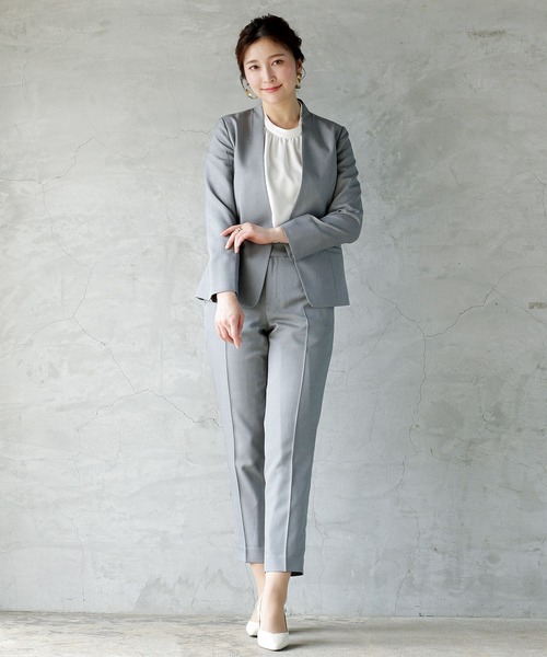 WHITE JOOLA（ホワイトジョーラ）の「【手洗いできる】ライトモククロス・センタープレス入りテーパードパンツ（裏地付き）（その他パンツ・レディース・グレー/ベージュ/ネイビー・61/64/67）」の22枚目の写真