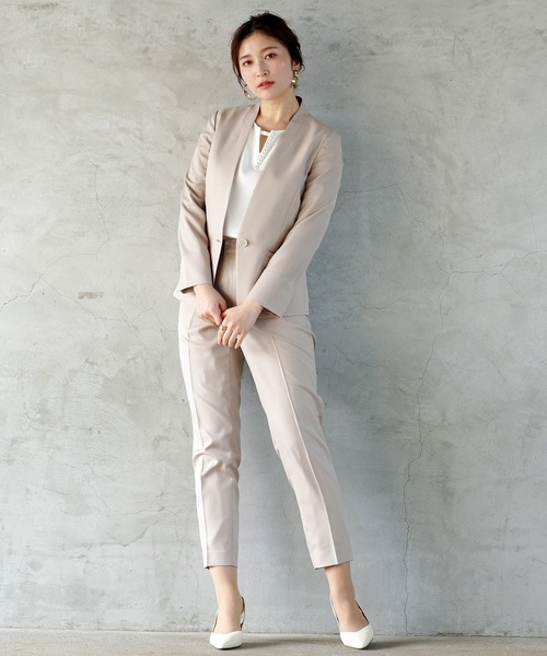 WHITE JOOLA（ホワイトジョーラ）の「【手洗いできる】ライトモククロス・センタープレス入りテーパードパンツ（裏地付き）（その他パンツ・レディース・グレー/ベージュ/ネイビー・61/64/67）」の15枚目の写真