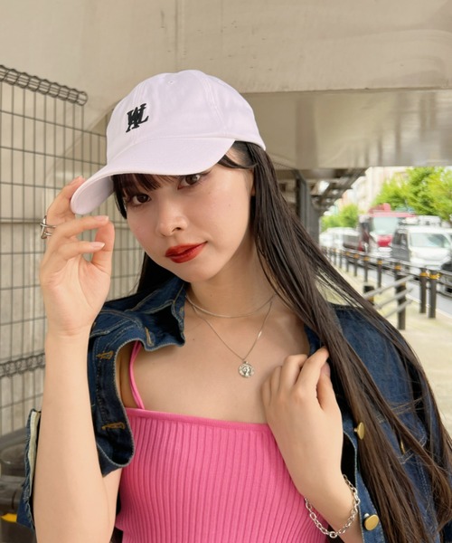 WOOALONG(ウアロン)の「WOOALONG(ウアロン)/Signature Small Logo ball cap/シグネチャー スモール ロゴ ベースボール キャップ(キャップ・レディース・ブラック/ネイビー/ベージュ/ホワイト/アイボリー/ライトグレー/モカ/チャコールグレー・M)」の16枚目の写真