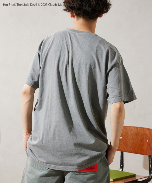JOURNAL STANDARD relume(ジャーナルスタンダード レリューム)の「【HOT STUFF × relume】別注 ロゴTシャツ(Tシャツ/カットソー・メンズ・ブラック/ホワイト/ホワイト系その他/ブラック系その他/ライトグレー・MEDIUM/LARGE)」の18枚目の写真
