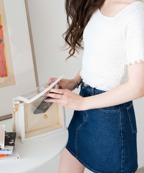 WEGO(ウィゴー)の「WEGO/チェーンクリアミニショルダーバッグ(ショルダーバッグ・レディース・ホワイト/ブラック・FREE)」の3枚目の写真