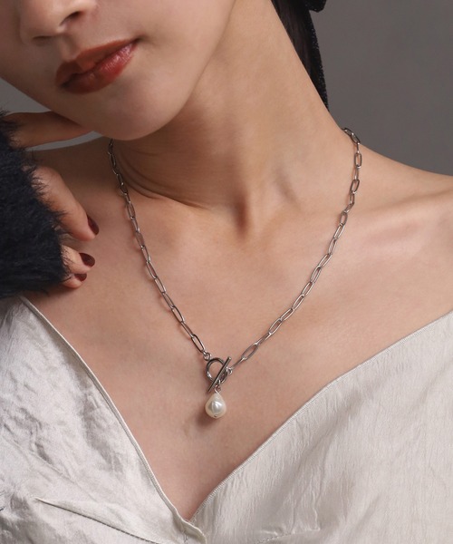 LHME（エルエイチエムイー）の「【WEB限定】”MELLOW”ポイントパールチェーンネックレス/サージカルステンレス（金属アレルギー対応）【LHME / エルエイチエムイー】（ネックレス・レディース・シルバー/ゴールド・46cm）」の18枚目の写真