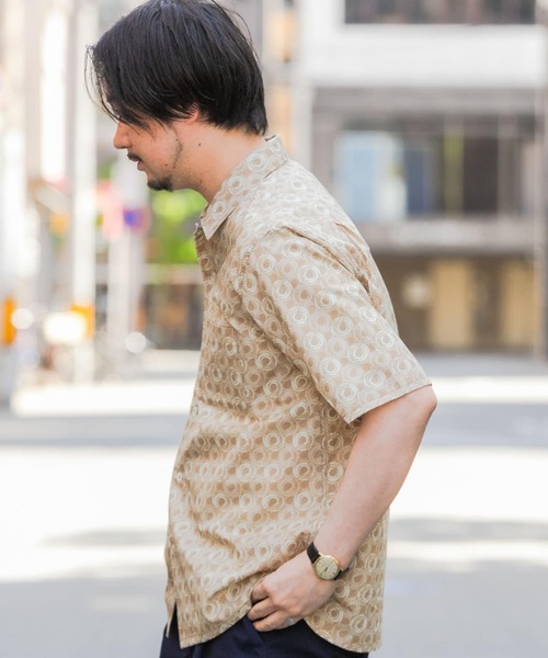 URBAN RESEARCH ROSSO MEN(アーバンリサーチロッソメン)の「ジオメトリック柄オープンカラー半袖シャツ(シャツ/ブラウス・メンズ・ブルー/ベージュ・LARGE/MEDIUM)」の20枚目の写真