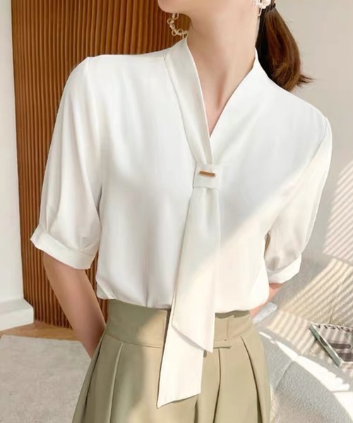 Felt-Maglietta（フェルトマリエッタ）の「半袖リボンタイブラウス（シャツ/ブラウス・レディース・ブラック/ベージュ/ホワイト/ライトグリーン/イエロー/ピンク/レッド/ライトブルー・FREE）」の2枚目の写真